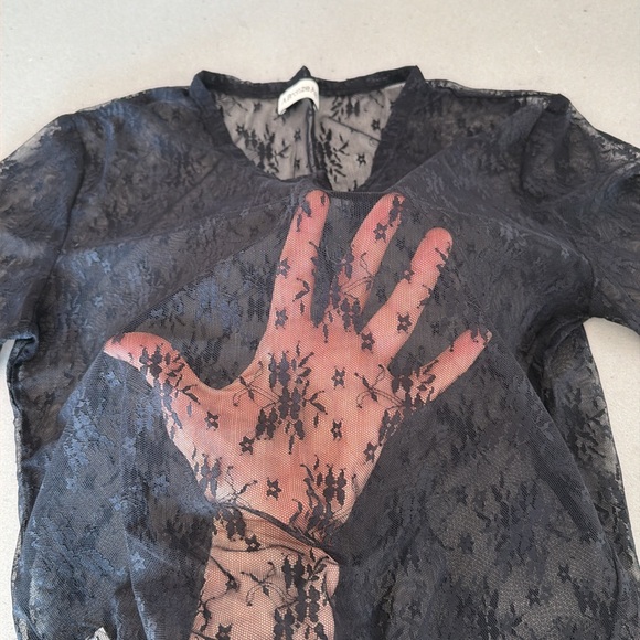 A Bronze Age Melrose stretch lace top - Picture 3 of 6